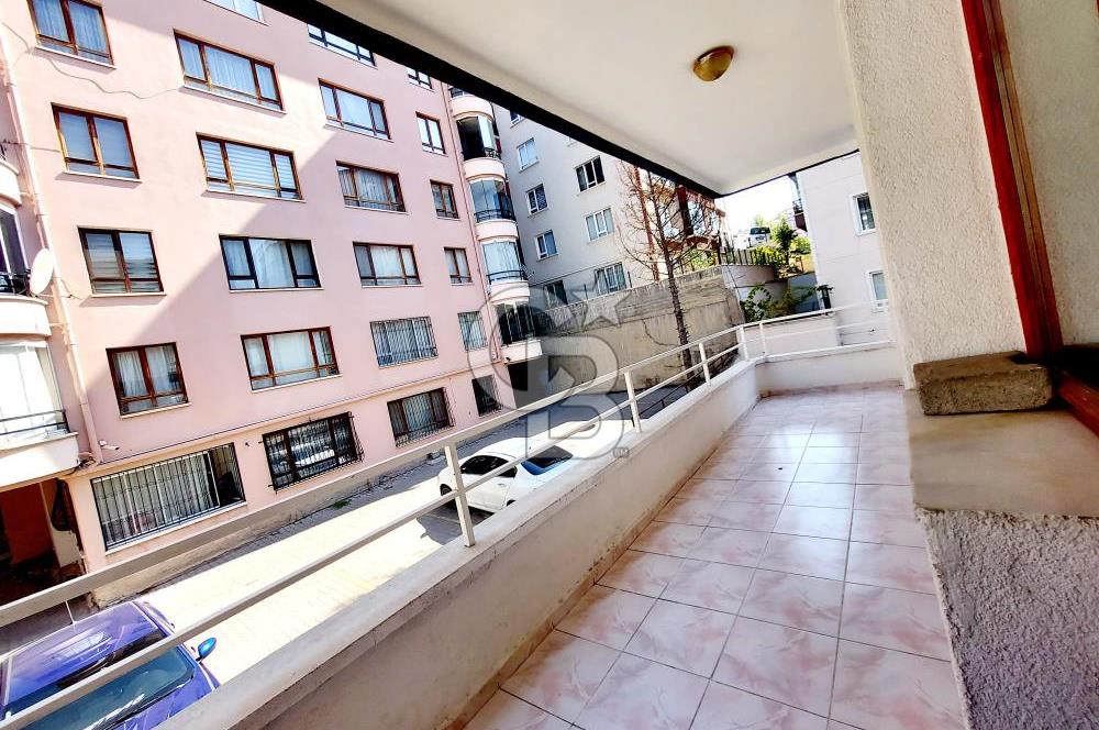DEREBOYU CADDE'SİNDE 1.KATTA BAKIMLI VE GENİŞ 3+1 SATILIK DAİRE