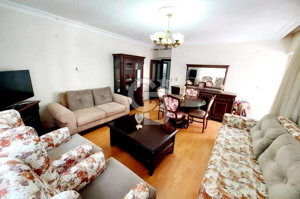DEREBOYU CADDE'SİNDE 1.KATTA BAKIMLI VE GENİŞ 3+1 SATILIK DAİRE