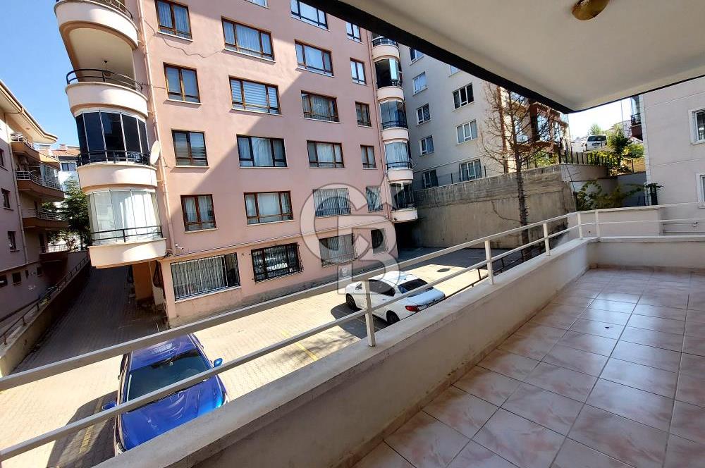 DEREBOYU CADDE'SİNDE 1.KATTA BAKIMLI VE GENİŞ 3+1 SATILIK DAİRE