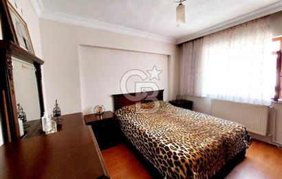 DEREBOYU CADDE'SİNDE 1.KATTA BAKIMLI VE GENİŞ 3+1 SATILIK DAİRE