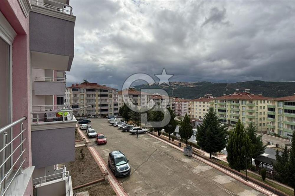 TAŞOVADA GENİŞ KULLANIM ALANLI, SİTE İÇİNDE 3+1 FIRSAT DAİRE