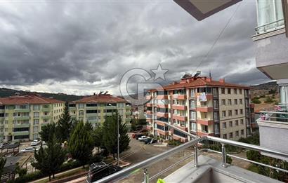 TAŞOVADA GENİŞ KULLANIM ALANLI, SİTE İÇİNDE 3+1 FIRSAT DAİRE