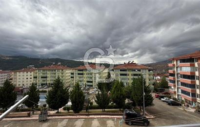 TAŞOVADA GENİŞ KULLANIM ALANLI, SİTE İÇİNDE 3+1 FIRSAT DAİRE