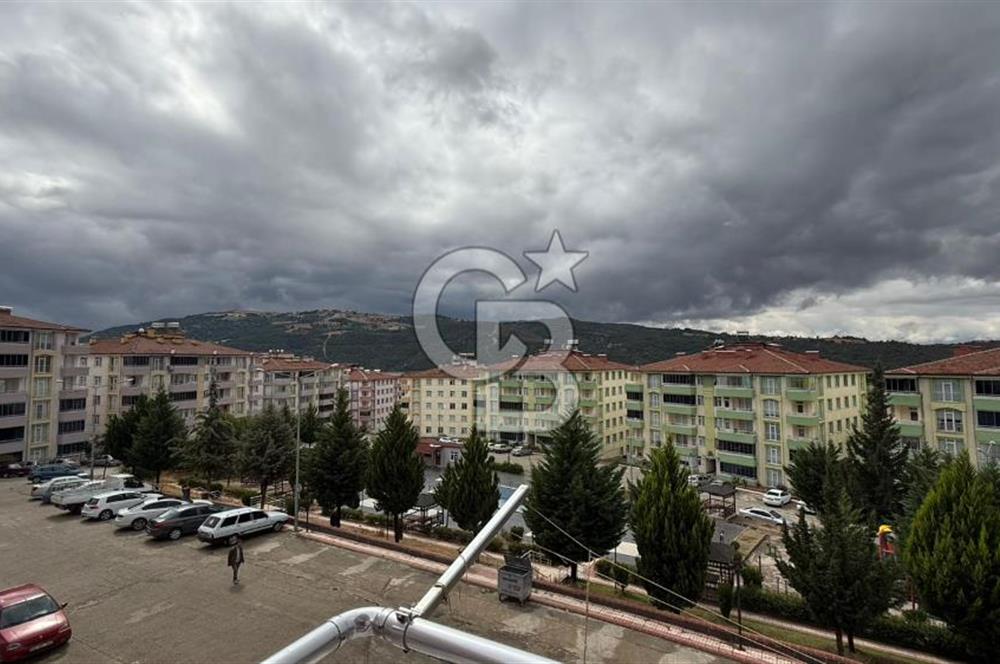 TAŞOVADA GENİŞ KULLANIM ALANLI, SİTE İÇİNDE 3+1 FIRSAT DAİRE
