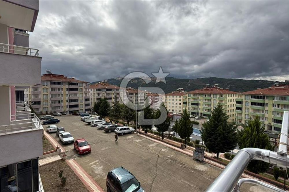 TAŞOVADA GENİŞ KULLANIM ALANLI, SİTE İÇİNDE 3+1 FIRSAT DAİRE