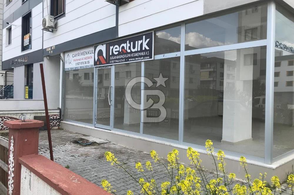 Yunusemre Muradiye'de Bahçeli Köşe Dükkan