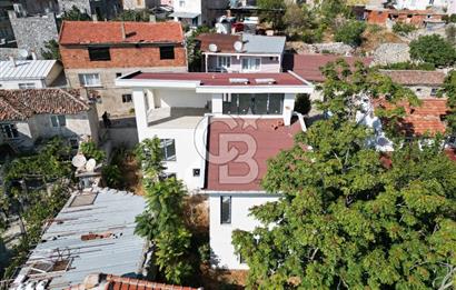 ÇANAKKALE İNTEPE'DE TAM MÜSTAKİL SATILIK 5+1 TRIPLEX VİLLA