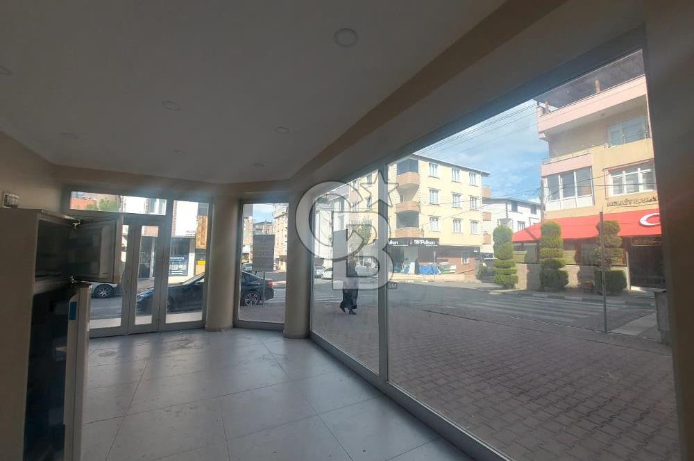 ÇAYIROVA MENDERES CAD. 55 m² KÖŞE HER İŞE UYGUN KİRALIK DÜKKAN
