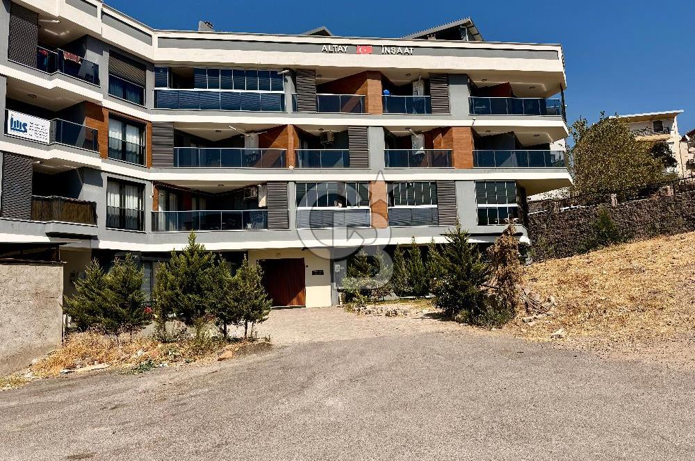 BORNOVA ATATÜRK MH. YAVUZ CADDESİ ÜSTÜ SATILIK KAPALI MUTFAK 3+1