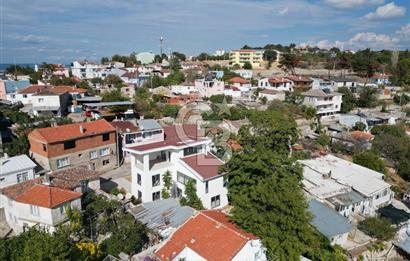 ÇANAKKALE İNTEPE'DE TAM MÜSTAKİL SATILIK 5+1 TRIPLEX VİLLA