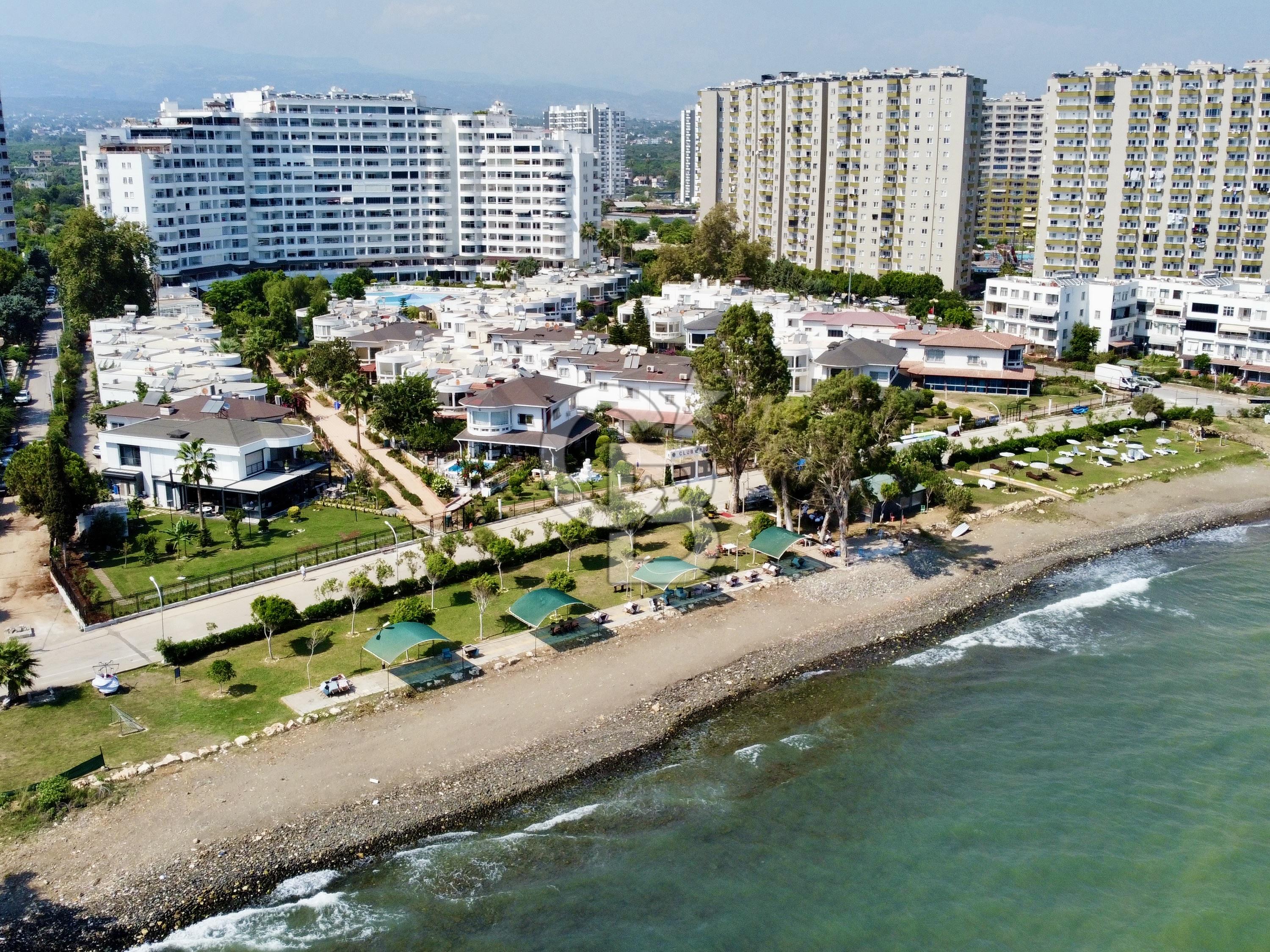 MERSİN ERDEMLİ TÖMÜK CLUB LIDO TATİL SİTESİ’NDE EŞYALI KİRALIK VİLLA YAZLIK