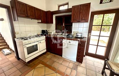 KKTC Girne Bellapais 3+1 Büyüleyici Manzaralı Kiralık Villa