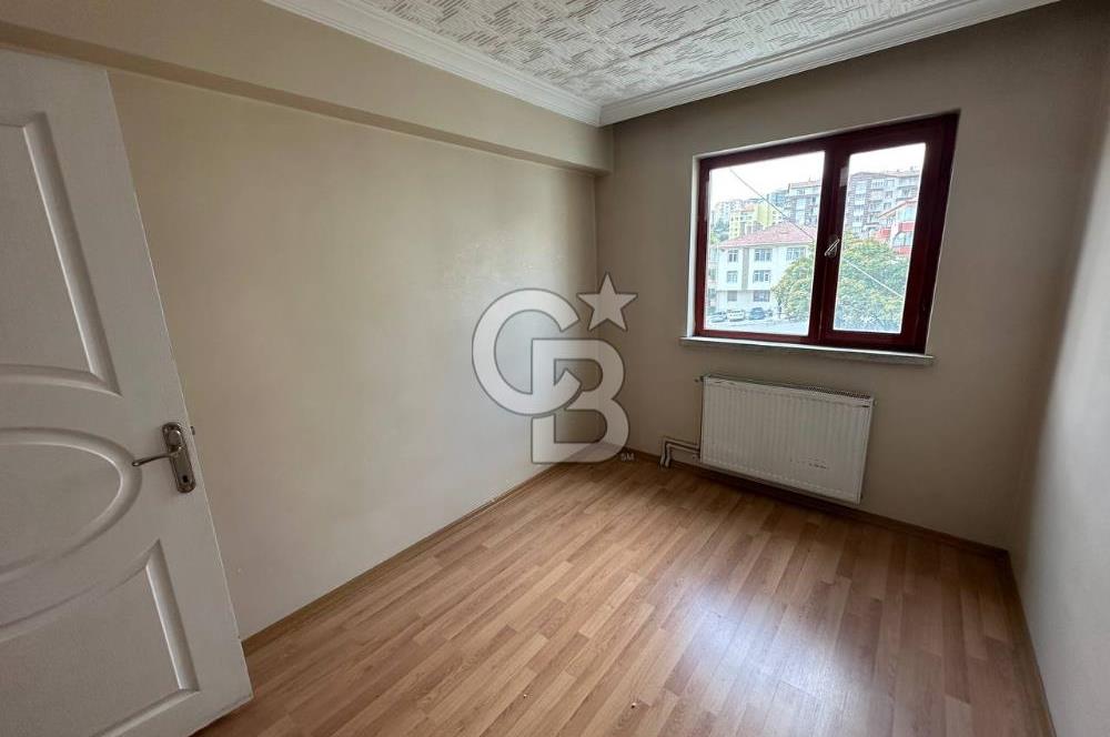 Dereboyu Caddesinde 105 m², 3+1, Kiralık, 2.Kat Daire (Ara Kat)