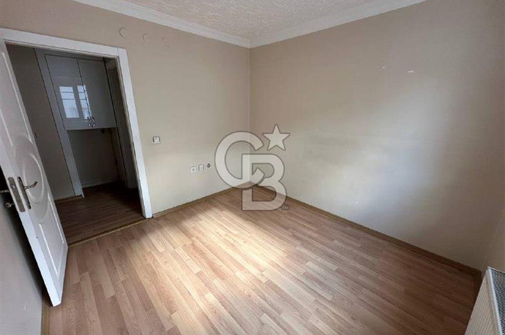 Dereboyu Caddesinde 105 m², 3+1, Kiralık, 2.Kat Daire (Ara Kat)