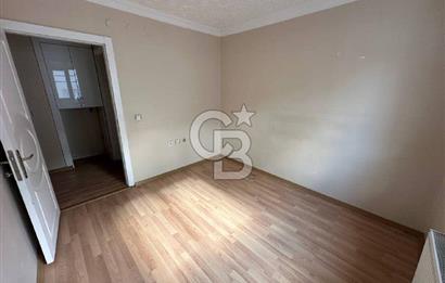 Dereboyu Caddesinde 105 m², 3+1, Kiralık, 2.Kat Daire (Ara Kat)