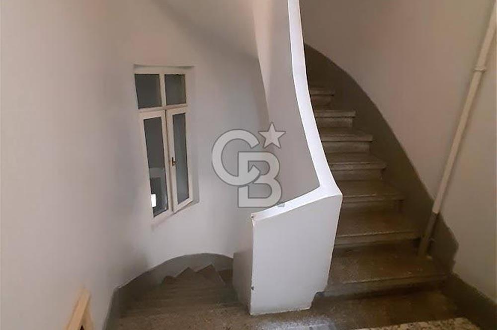 Asmalı Mescit Jurnal Sokakta 1+1 Eşyalı Kiralık Daire