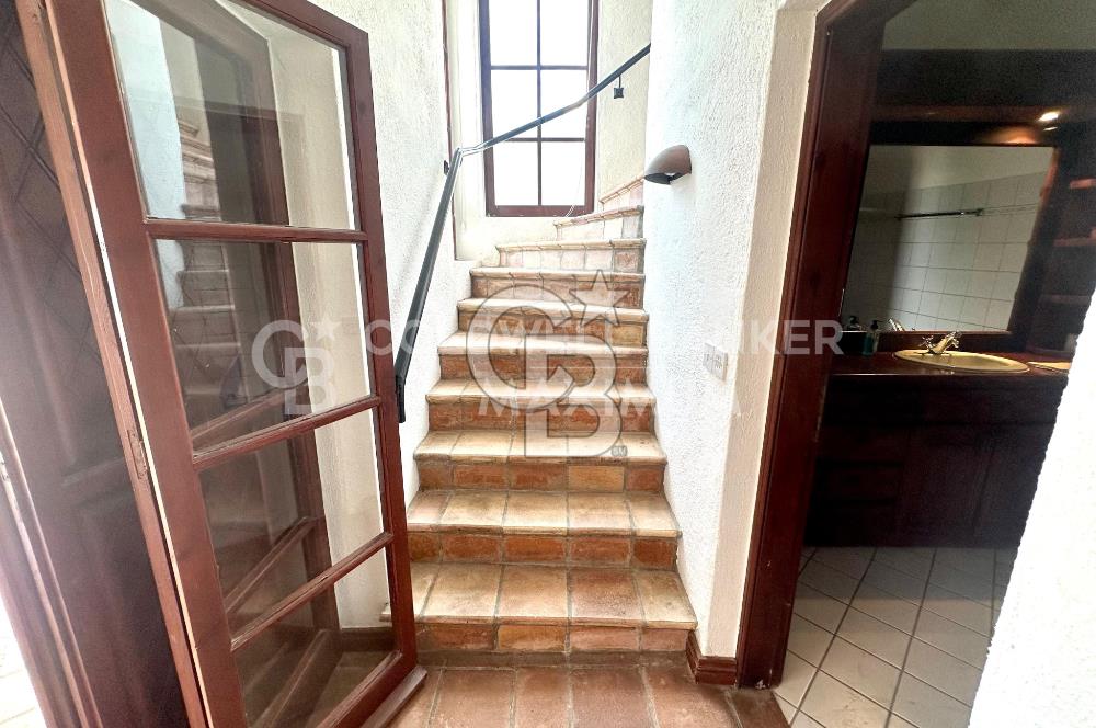 KKTC Girne Bellapais 3+1 Büyüleyici Manzaralı Kiralık Villa