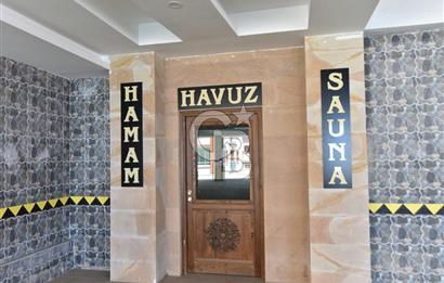 YILDIZZLI SÜMELA EVLERİNDE LÜKSÜ YAŞATAN MUHTEŞEM 4+1 DAİRE