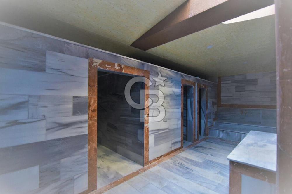 YILDIZZLI SÜMELA EVLERİNDE LÜKSÜ YAŞATAN MUHTEŞEM 4+1 DAİRE