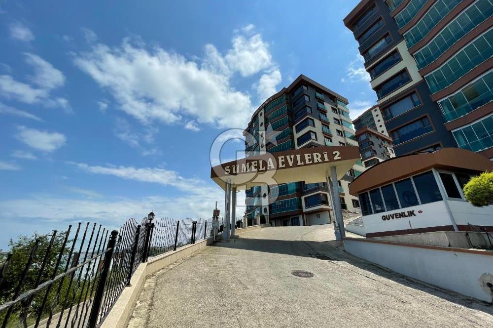 YILDIZZLI SÜMELA EVLERİNDE LÜKSÜ YAŞATAN MUHTEŞEM 4+1 DAİRE