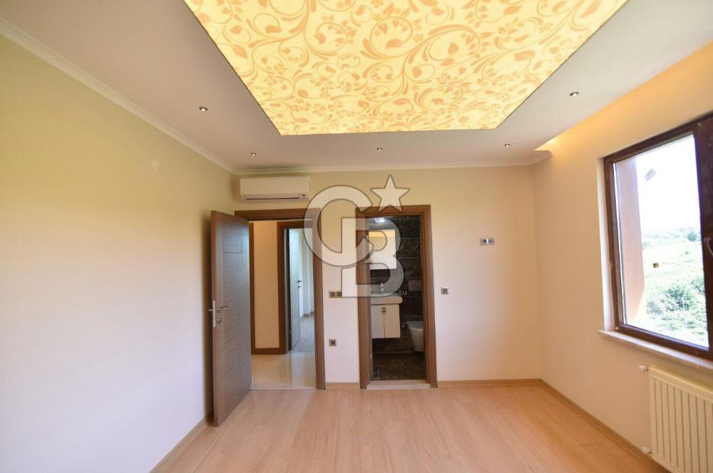 YILDIZZLI SÜMELA EVLERİNDE LÜKSÜ YAŞATAN MUHTEŞEM 4+1 DAİRE