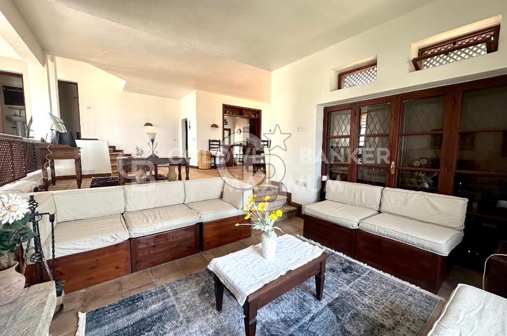 KKTC Girne Bellapais 3+1 Büyüleyici Manzaralı Kiralık Villa