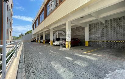 YILDIZZLI SÜMELA EVLERİNDE LÜKSÜ YAŞATAN MUHTEŞEM 4+1 DAİRE