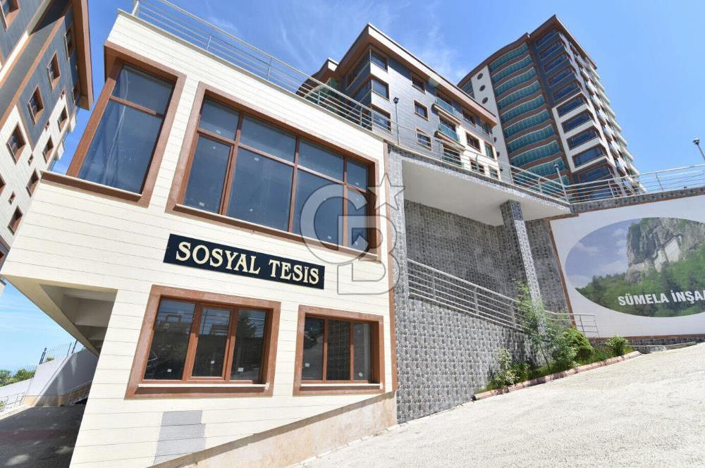 YILDIZZLI SÜMELA EVLERİNDE LÜKSÜ YAŞATAN MUHTEŞEM 4+1 DAİRE