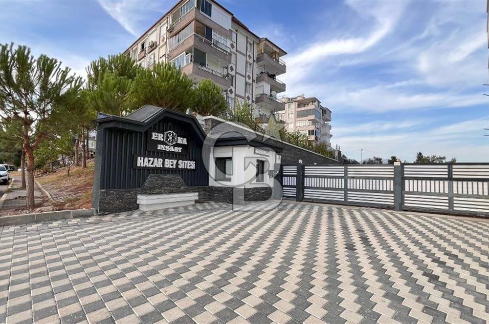 Torbalı Ayrancılar'da Hazar Bey Sitesi havuzlu Satılık 3+1 Daire