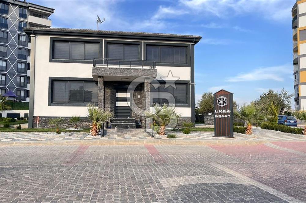 Torbalı Ayrancılar'da Hazar Bey Sitesi havuzlu Satılık 3+1 Daire