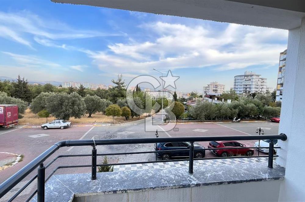 Torbalı Ayrancılar'da Hazar Bey Sitesi havuzlu Satılık 3+1 Daire