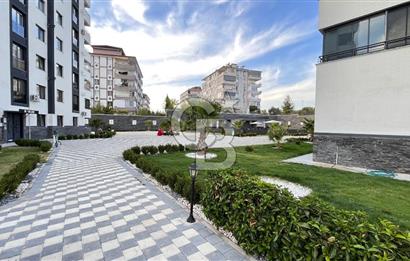 Torbalı Ayrancılar'da Hazar Bey Sitesi havuzlu Satılık 3+1 Daire