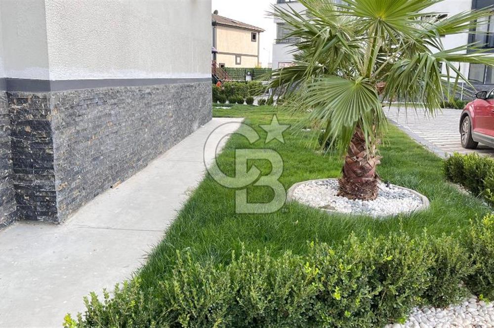 Torbalı Ayrancılar'da Hazar Bey Sitesi havuzlu Satılık 3+1 Daire
