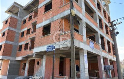 ÇANAKKALE LAPSEKİ ÇARDAK’TA MERKEZİ KONUMDA SATILIK YENİ İŞYERİ!