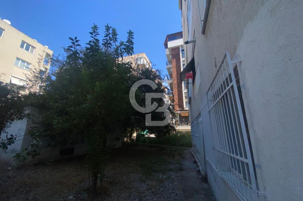 Bostanlı Merkezi Konumda Kiralık 2+1 Daire