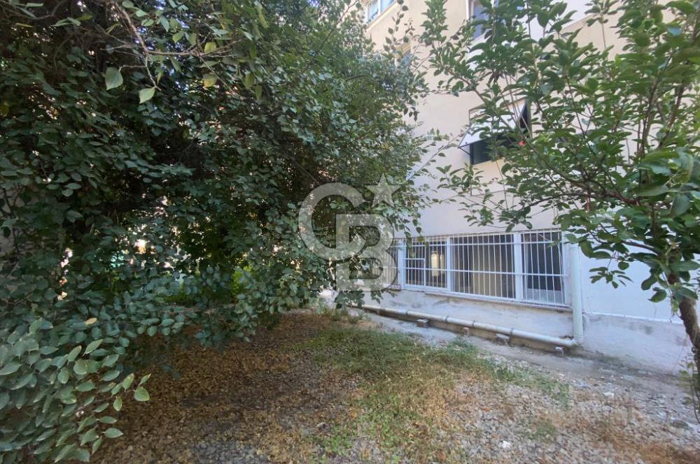Bostanlı Merkezi Konumda Kiralık 2+1 Daire