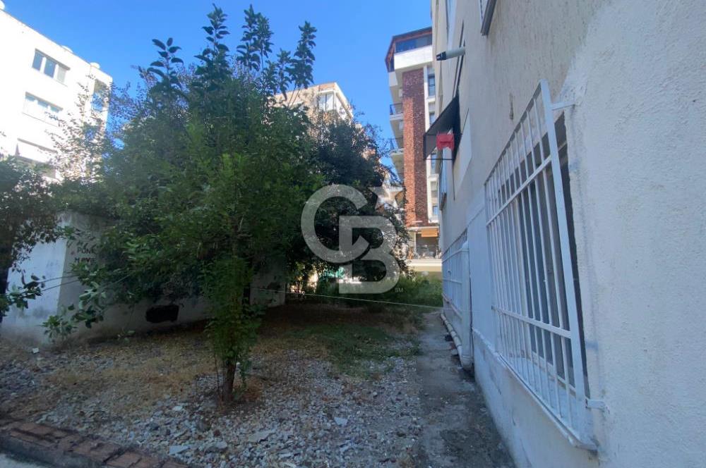 Bostanlı Merkezi Konumda Kiralık 2+1 Daire