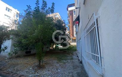 Bostanlı Merkezi Konumda Kiralık 2+1 Daire
