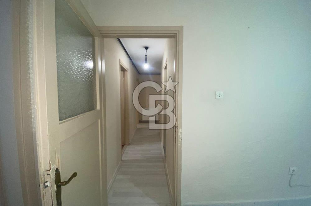 Bostanlı Merkezi Konumda Kiralık 2+1 Daire