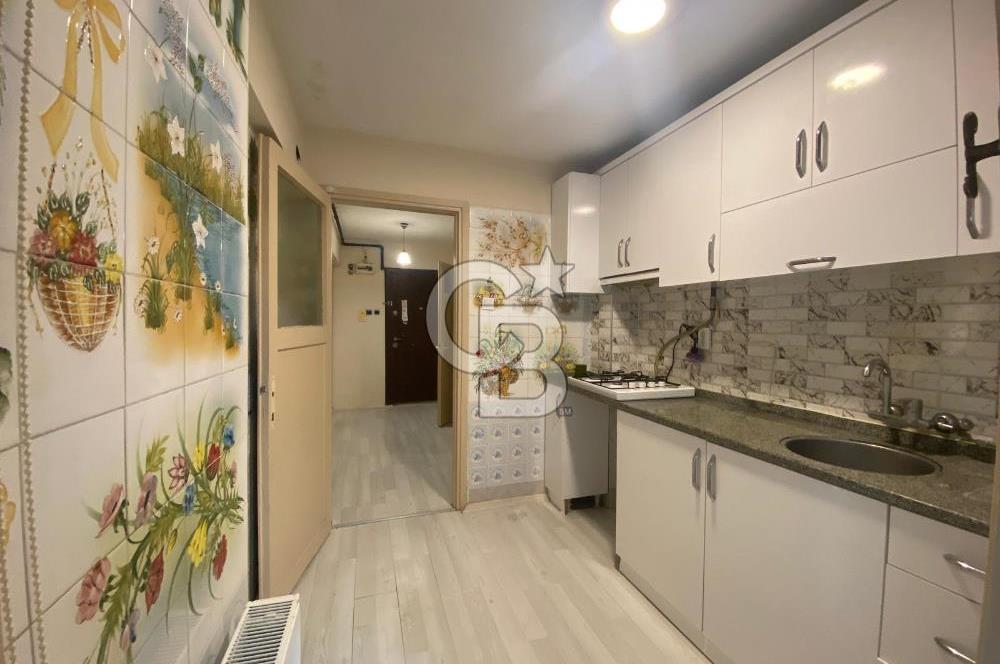Bostanlı Merkezi Konumda Kiralık 2+1 Daire