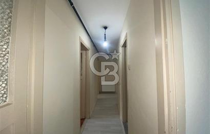 Bostanlı Merkezi Konumda Kiralık 2+1 Daire