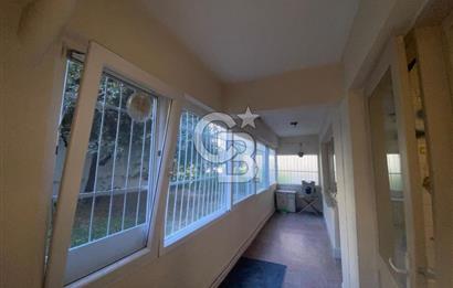 Bostanlı Merkezi Konumda Kiralık 2+1 Daire