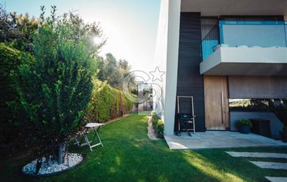 ÇEŞME BOYALIK'TA 5+1 MÜSTAKİL HAVUZLU LÜKS VİLLA