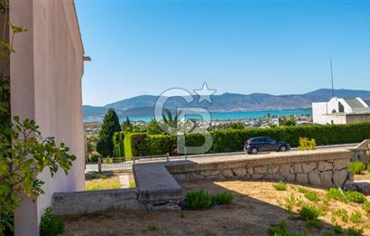 URLA SIRASELVİLER SİTESİ 4+1 SATILIK VİLLA