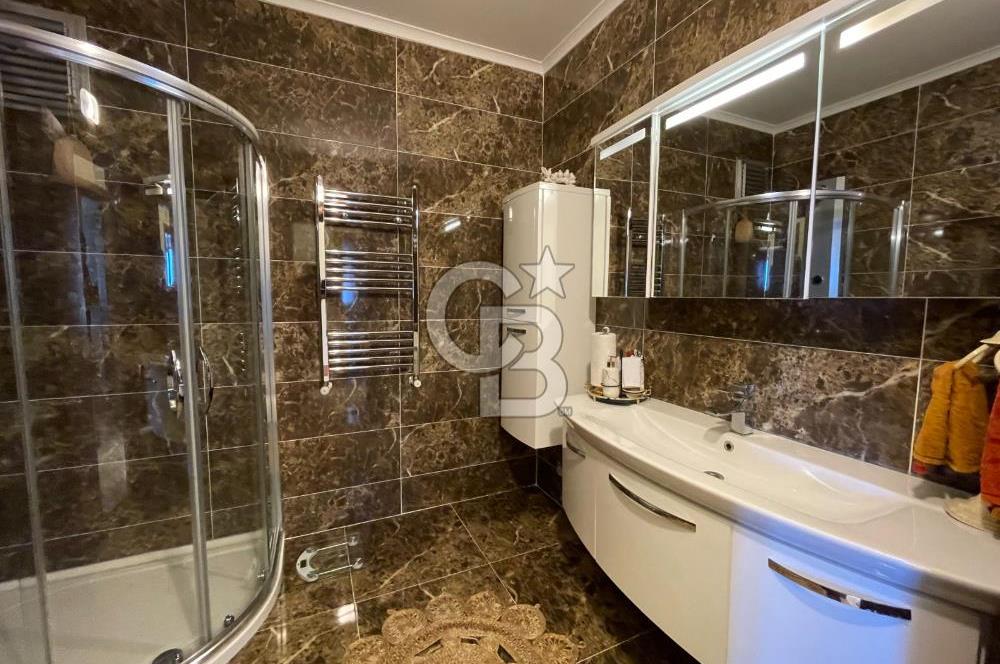 YILDIZZLI SÜMELA EVLERİNDE LÜKSÜ YAŞATAN MUHTEŞEM 4+1 DAİRE