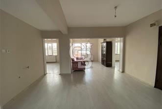GAZİAKDEMİR MAHALLESİNDE 4+1 SATILIK DAİRE