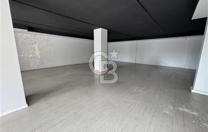 KISIKLI'DA CADDE ÜZERİ GENİŞ CEPHE 220 M2 KİRALIK DÜKKAN