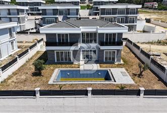 Silivri Ortaköy’de Satılık Villa