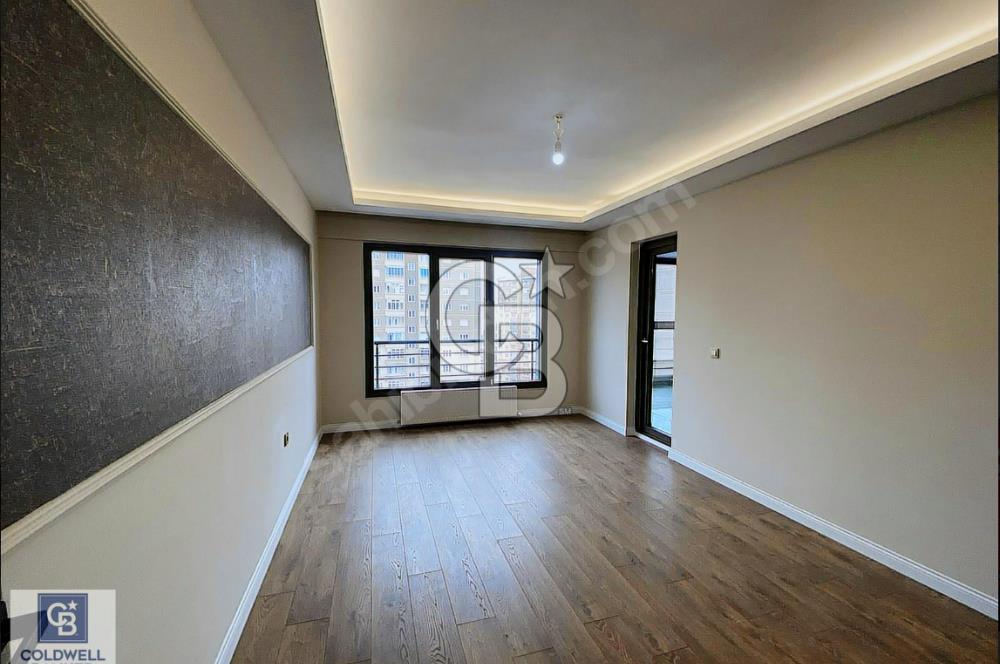 İLDEM AVM KARŞISI 4.5+1 SATILIK