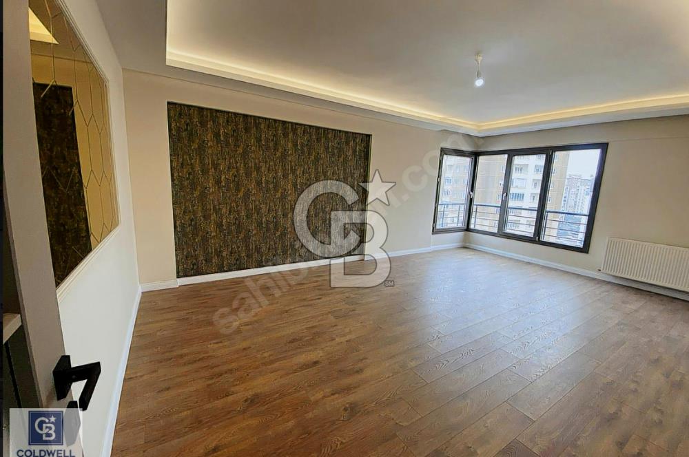 İLDEM AVM KARŞISI 4.5+1 SATILIK